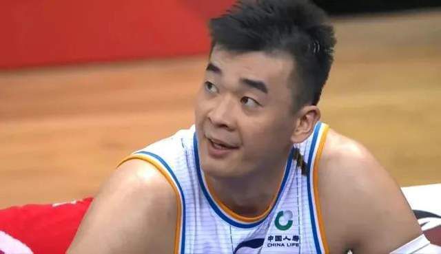 这是滕哈赫第三次当选英超月最佳教练。